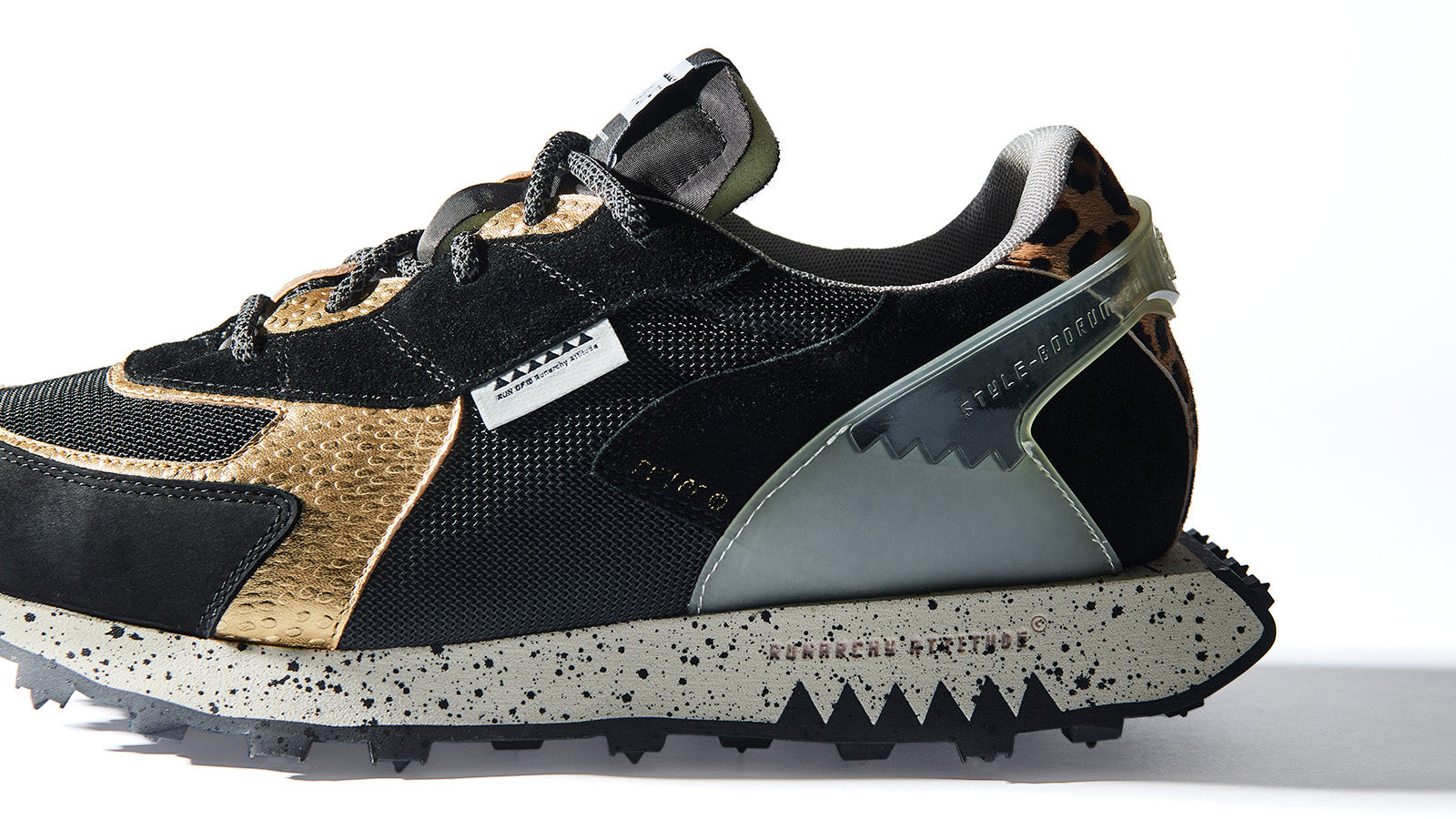 ★定価59400円★RUN OF ランオブ EU42 JP27 楽天市場】RUN OF ランオブ 数量限定ランニングスニーカー