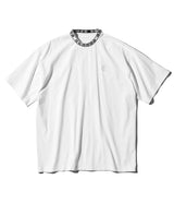 クロノス ロゴ ネックライン デザイン オーバーサイズ Tシャツ