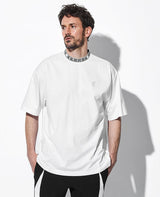 クロノス ロゴ ネックライン デザイン オーバーサイズ Tシャツ