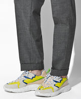 ローカットスニーカー