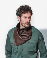 レザースカーフ