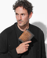 ル・グラン アトリエ 2つ折りバーティカルウォレット 7CC