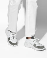 ローカットスニーカー