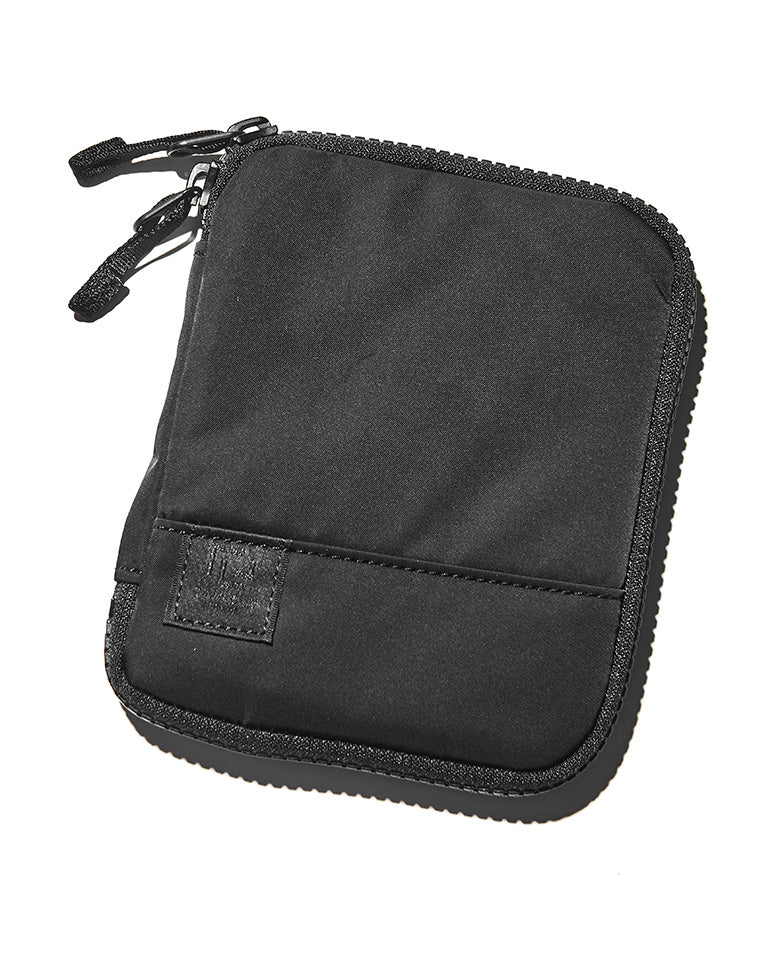 パスポートケース – 買えるLEON