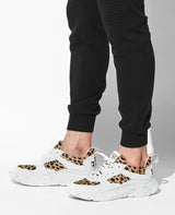 ローカットスニーカー