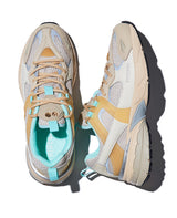 ランニングシューズ