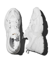 ランニングシューズ