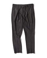 イージータックパンツ