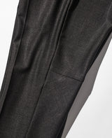 イージータックパンツ