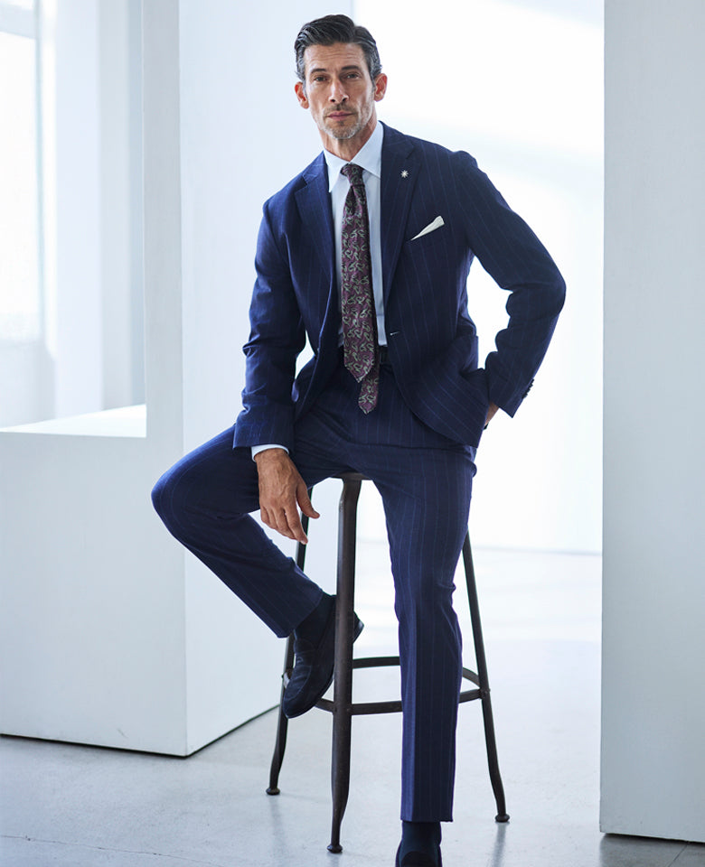 ［ライオン]レオナール LEONARD ノーカラー セットアップ スーツ 極美品△LEONARD FASHION レオナール ファッション シルク