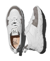 ローカットスニーカー