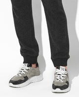 ローカットスニーカー