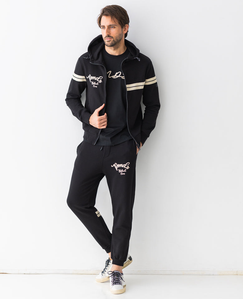 ブラックラインスウェットセットアップ – 買えるLEON