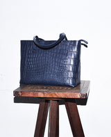 マットクロコダイルトート