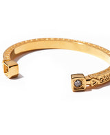 ノアスタンプダイヤモンドバングル