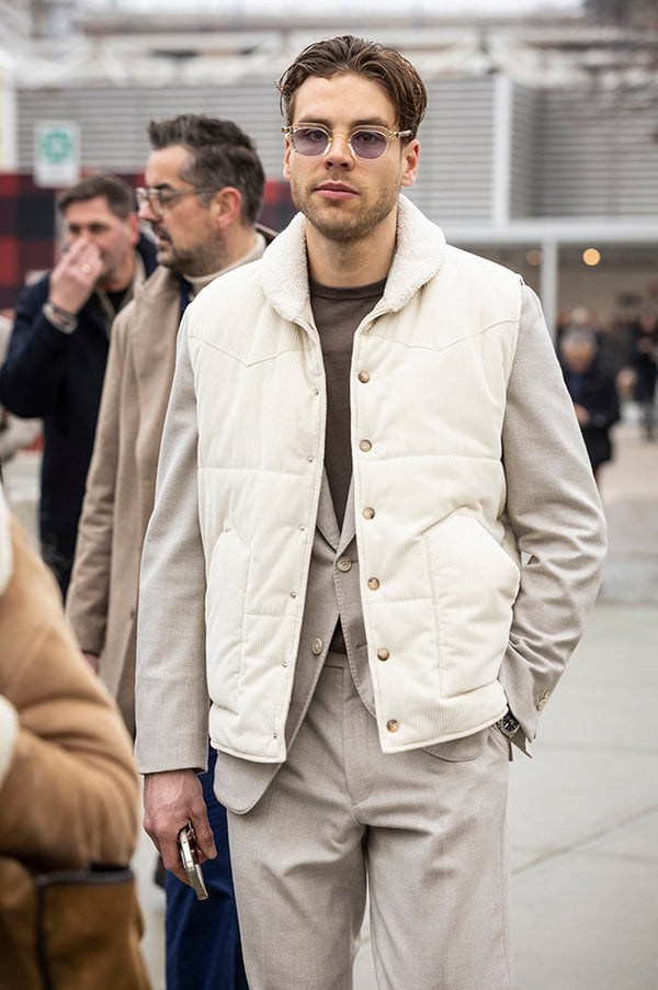 ヒラリなベストでヌクヌク軽やか