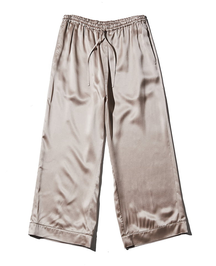 シルクパジャマ（ピンクベージュ） – 買えるLEON