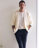 ケーブル編みカーディガン