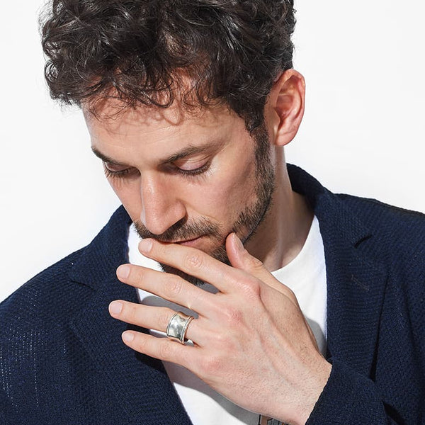 CALM RING – 買えるLEON