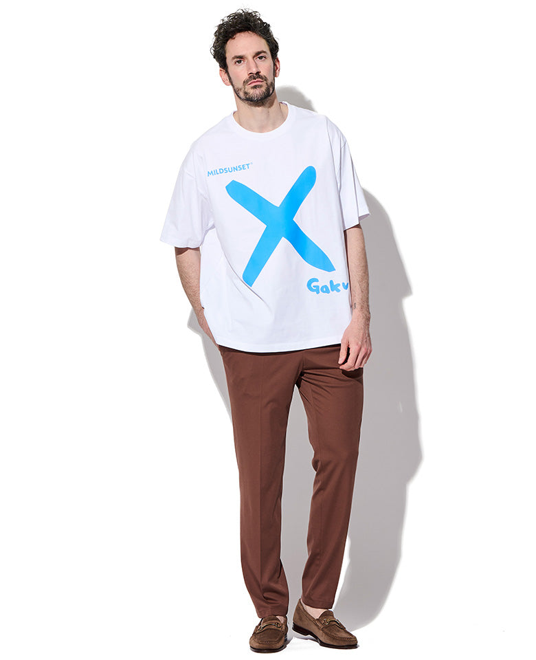 Gakuブルー＆シルバーグラフィックTシャツ