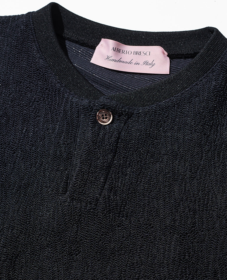 ヘンリーネックTシャツ