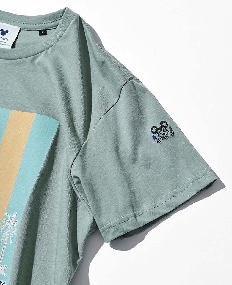 ラウンドネック プリントTシャツ