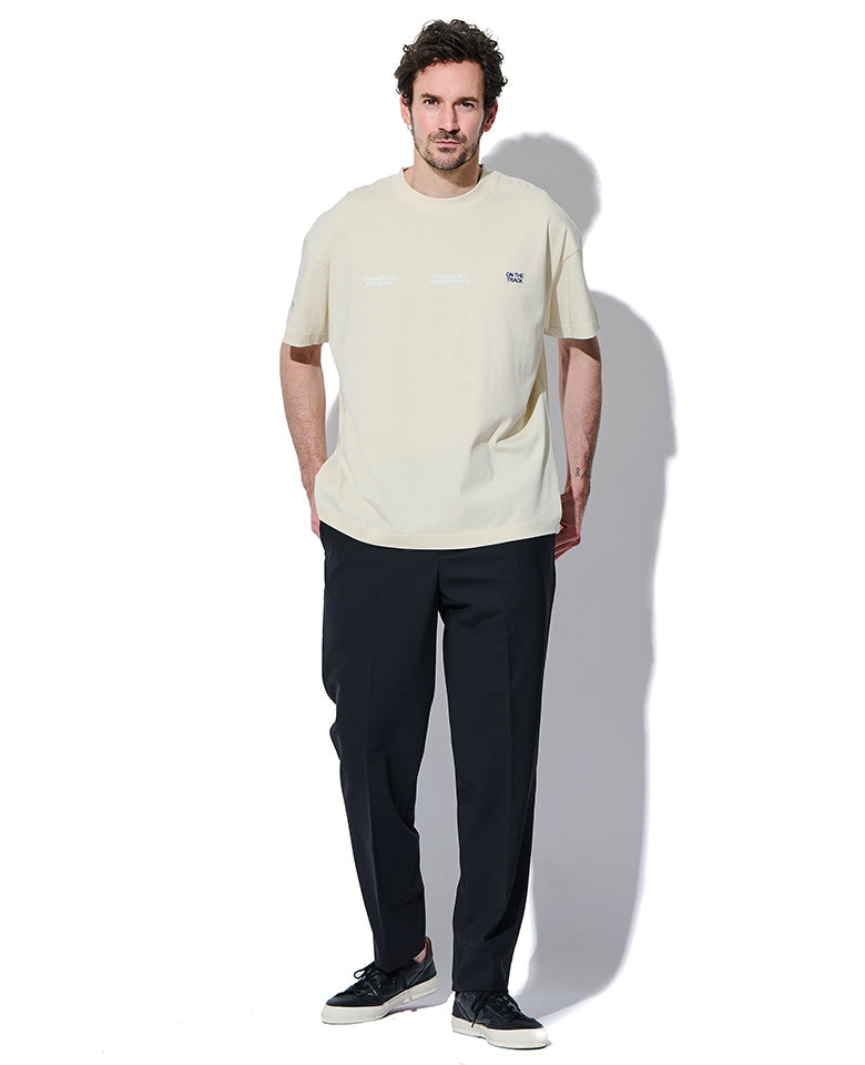 ラウンドネックTシャツ