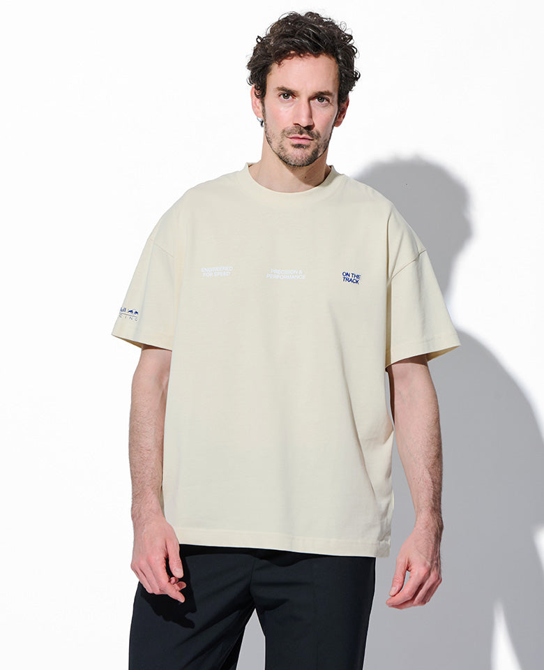 ラウンドネックTシャツ