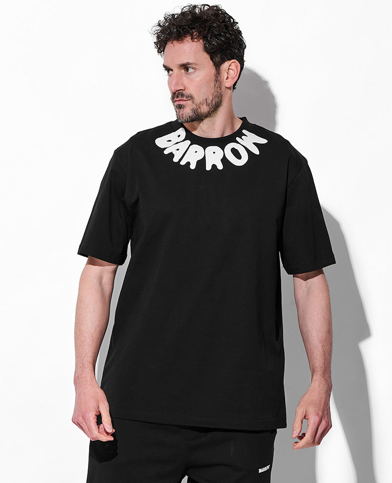 クルーネックTシャツ