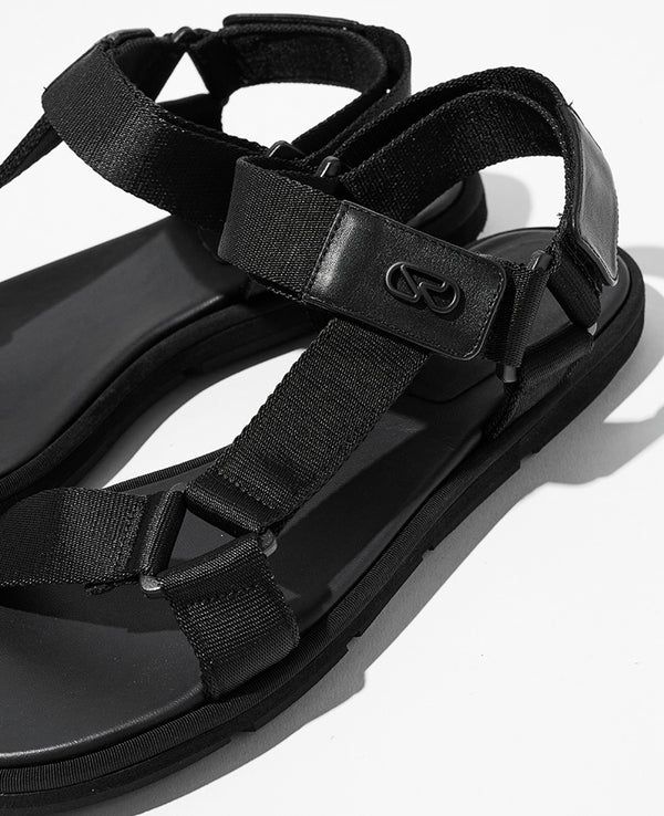 Moons & Bubbles w/ Wire Edge – 買えるLEON