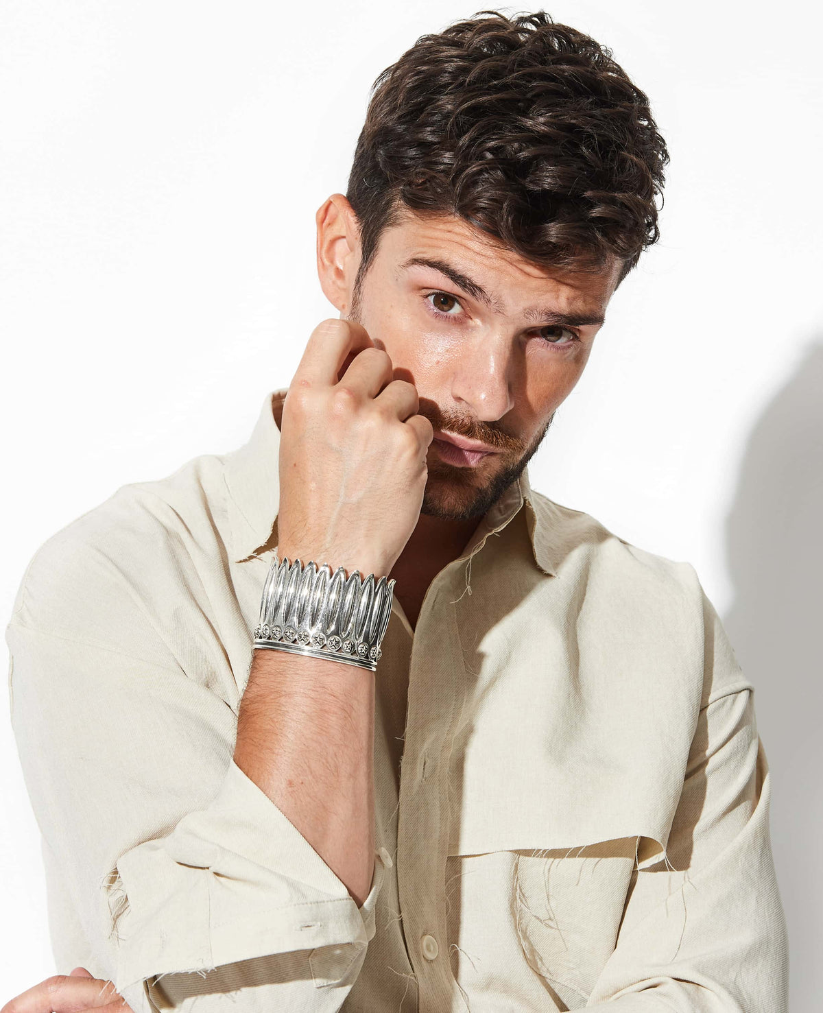 CODY SANDERSON(コディ サンダーソン) – 買えるLEON CODY SANDERSON(コディ サンダーソン) – 買えるLEON