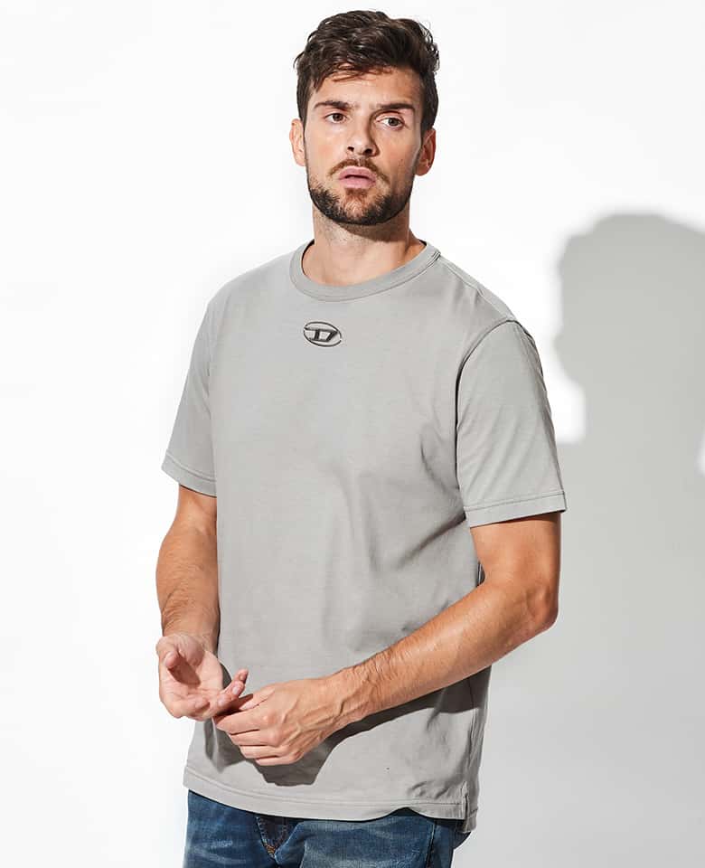 ロゴＴシャツ