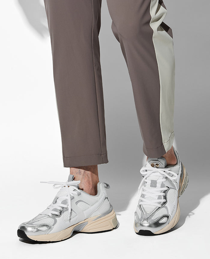 ランニングシューズ – 買えるLEON