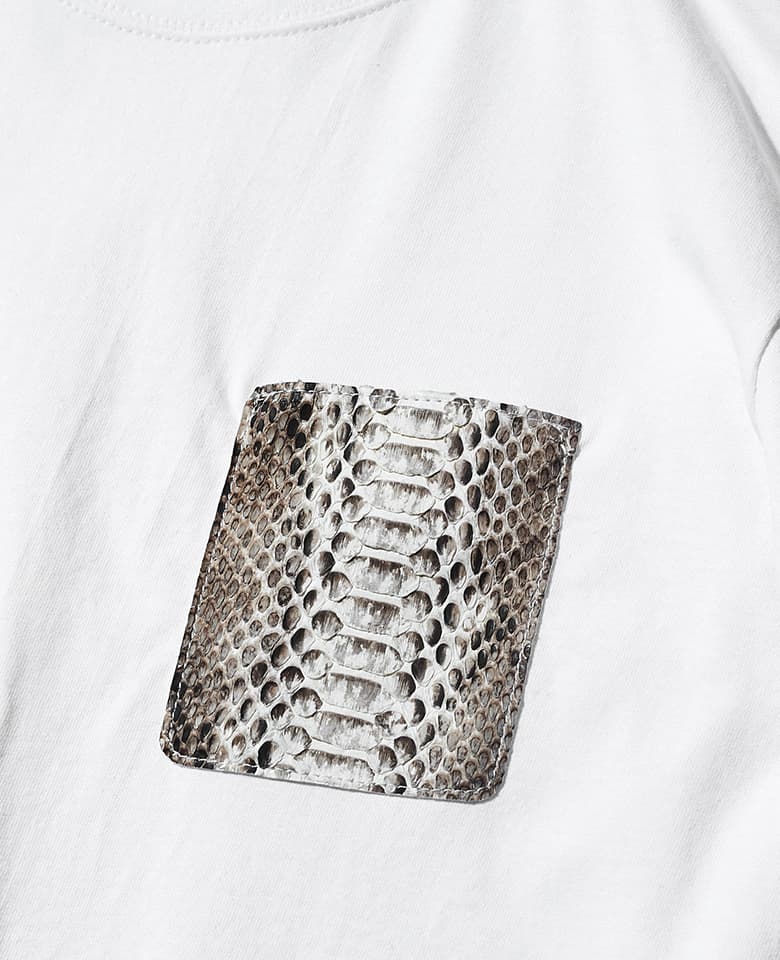 Pythonポケット付きTシャツ