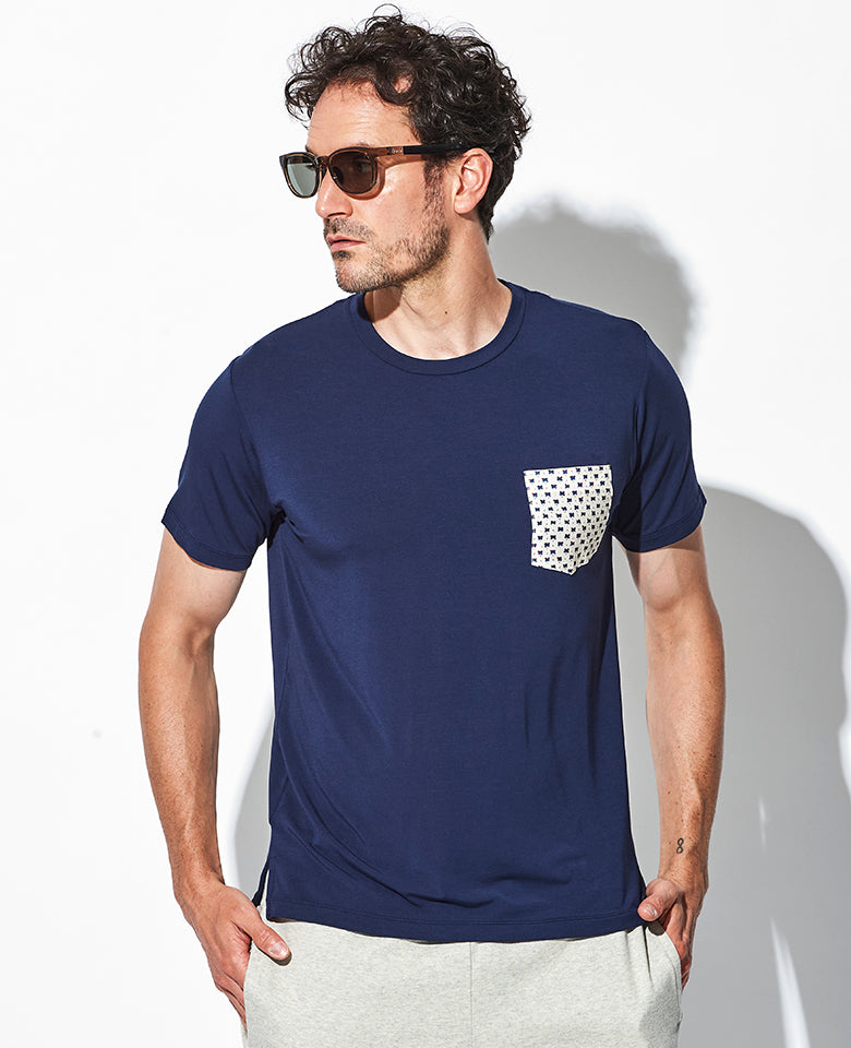 ラウンドネック Tシャツ