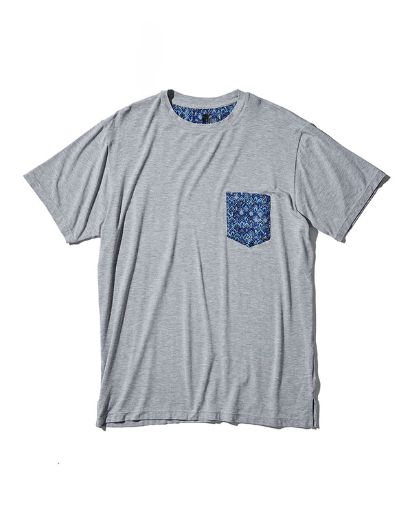 ラウンドネック Tシャツ