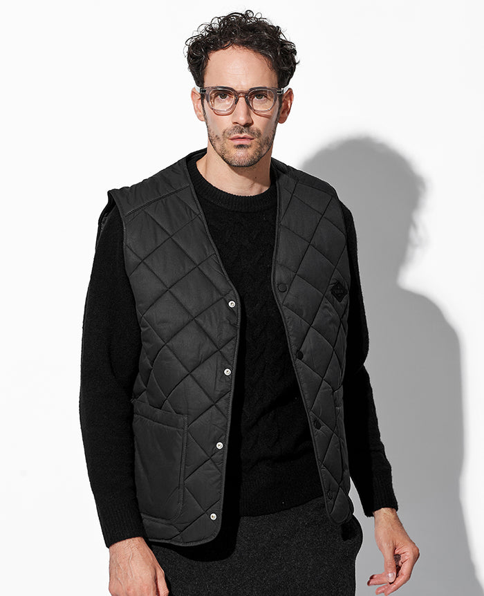 ま*さ様 MUTAMARINE 黒 キルティングベスト muta MARINE キルティングダウン切替ベスト ジオメトリック