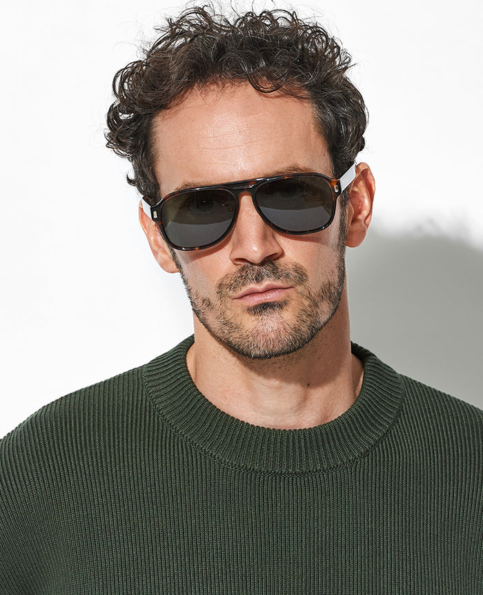 1025EYEVAN_003_M_001_700x.jpg?