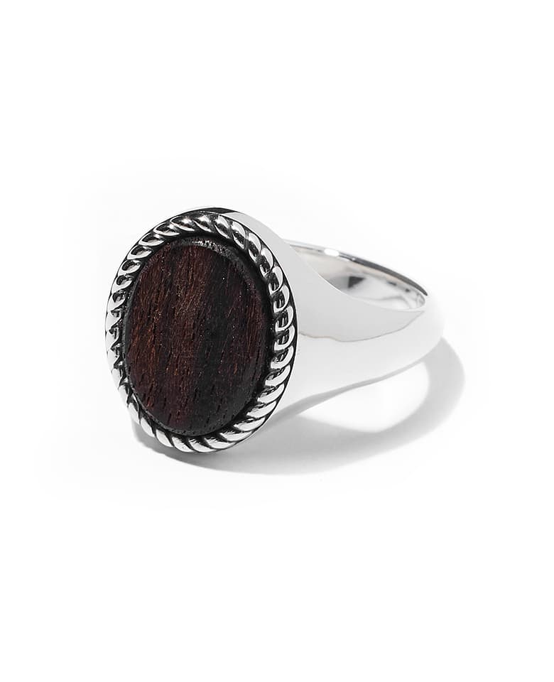OVAL ENCLOSED SIGNET RING