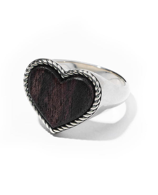 HEART ENCLOSED SIGNET RING
