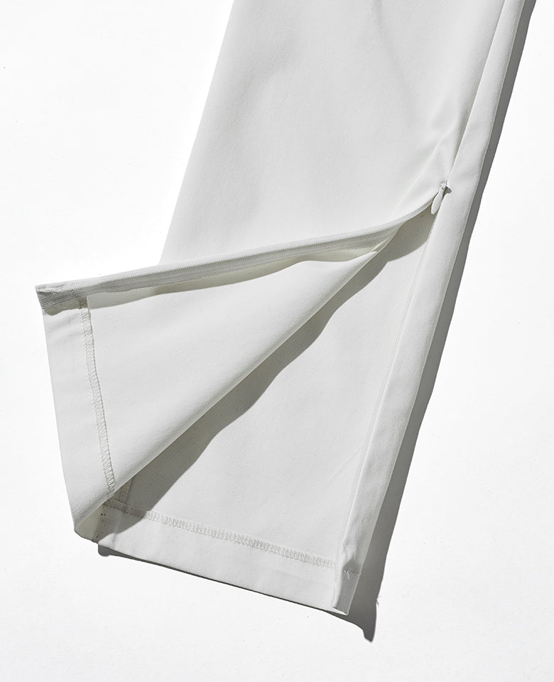 スリムスラックス