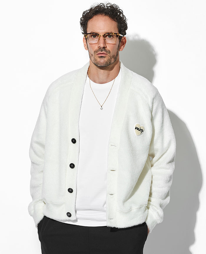 Stone  ホワイトカーディガン 1ハートワッペンシャギーカーディガン – 買えるLEON