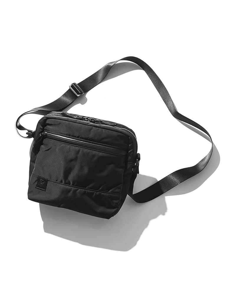 SQUARE SHOULDER BAG