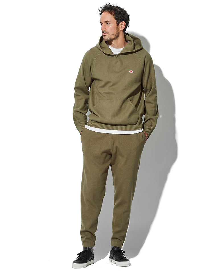 リサイクルファイバーニットフーディー