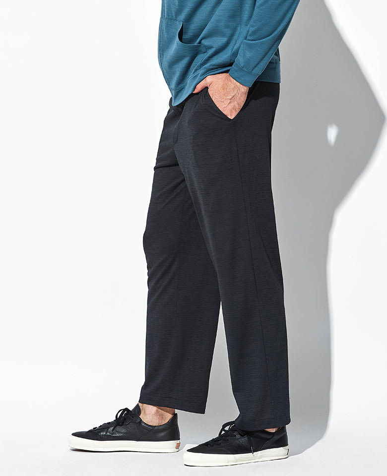 140エブリディリラックスパンツ