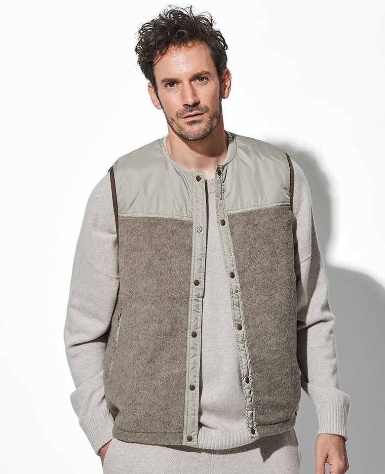 ウールフリースリバーシブルベスト