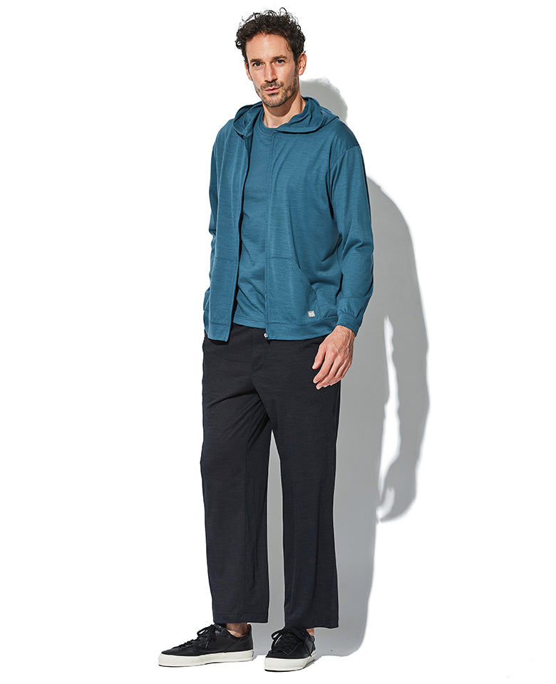 ジップフーディー