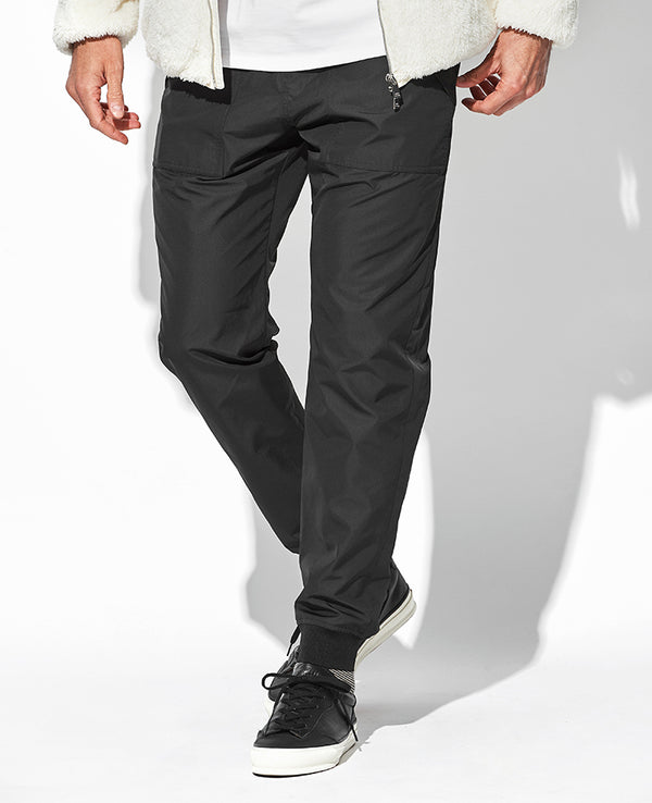 ナイロンパンツ