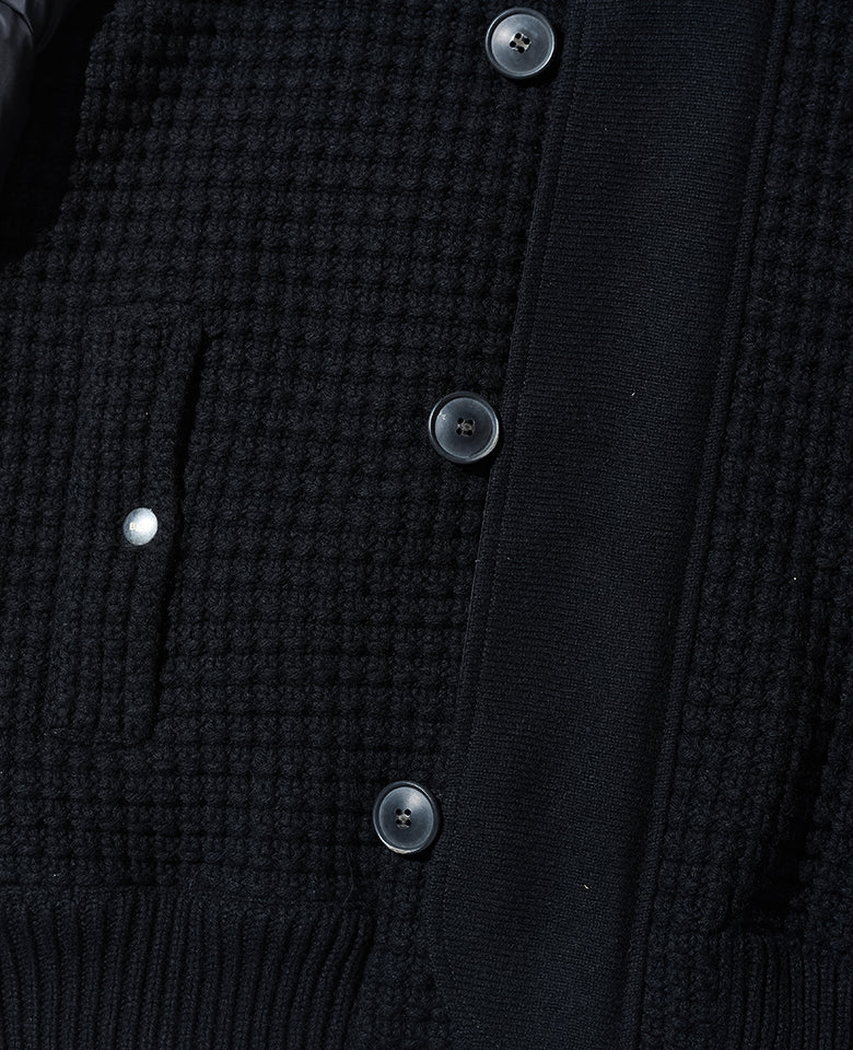 ボンバーダウンブルゾン