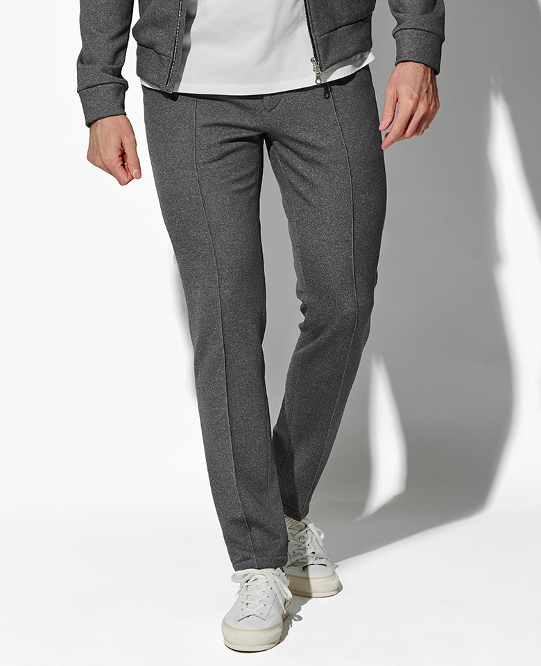 ストレッチ・ダウンファブリック・イージーフィット